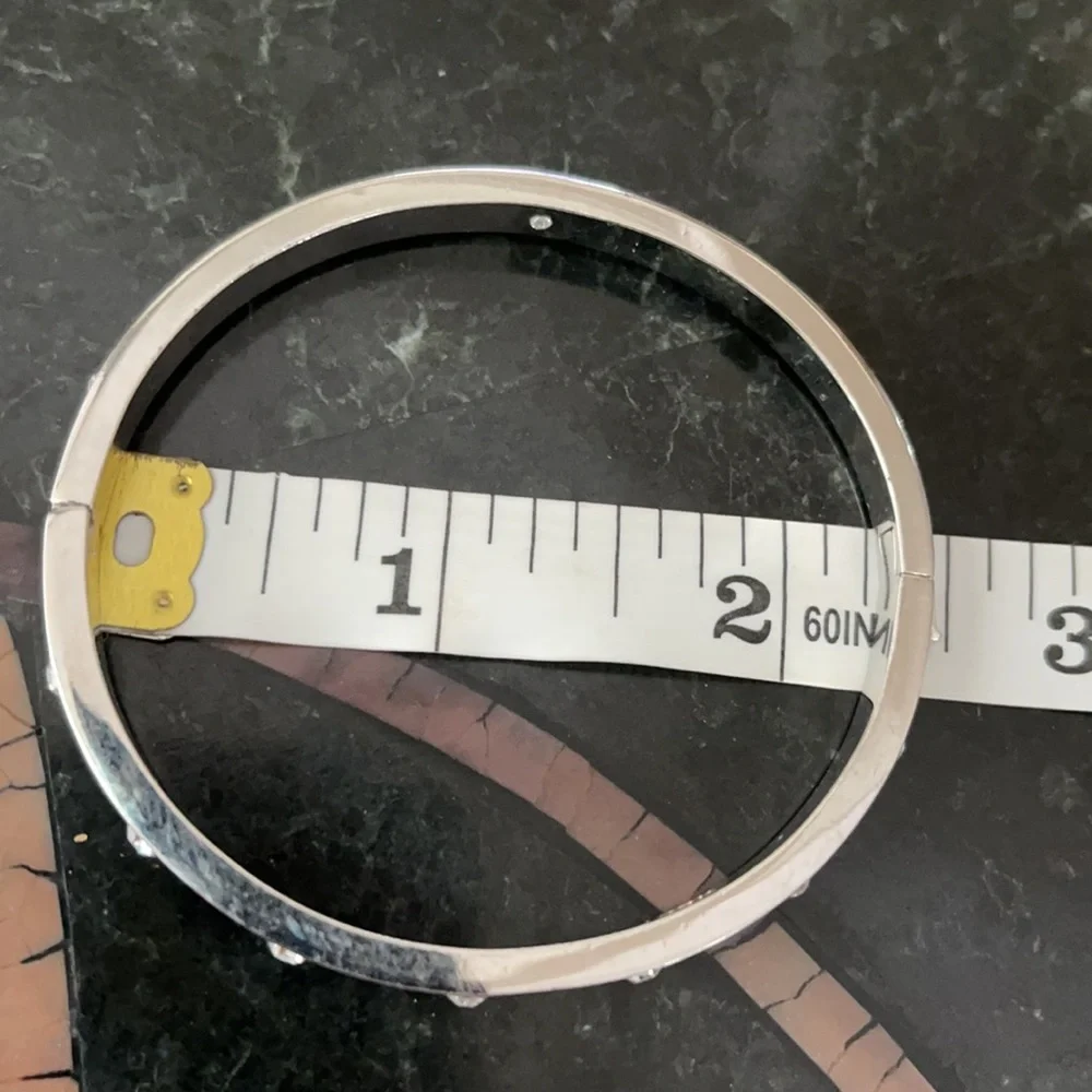 KATE SPADE HENGED RHINESTONE BANGLE - small wrist - Picture 3 of 7